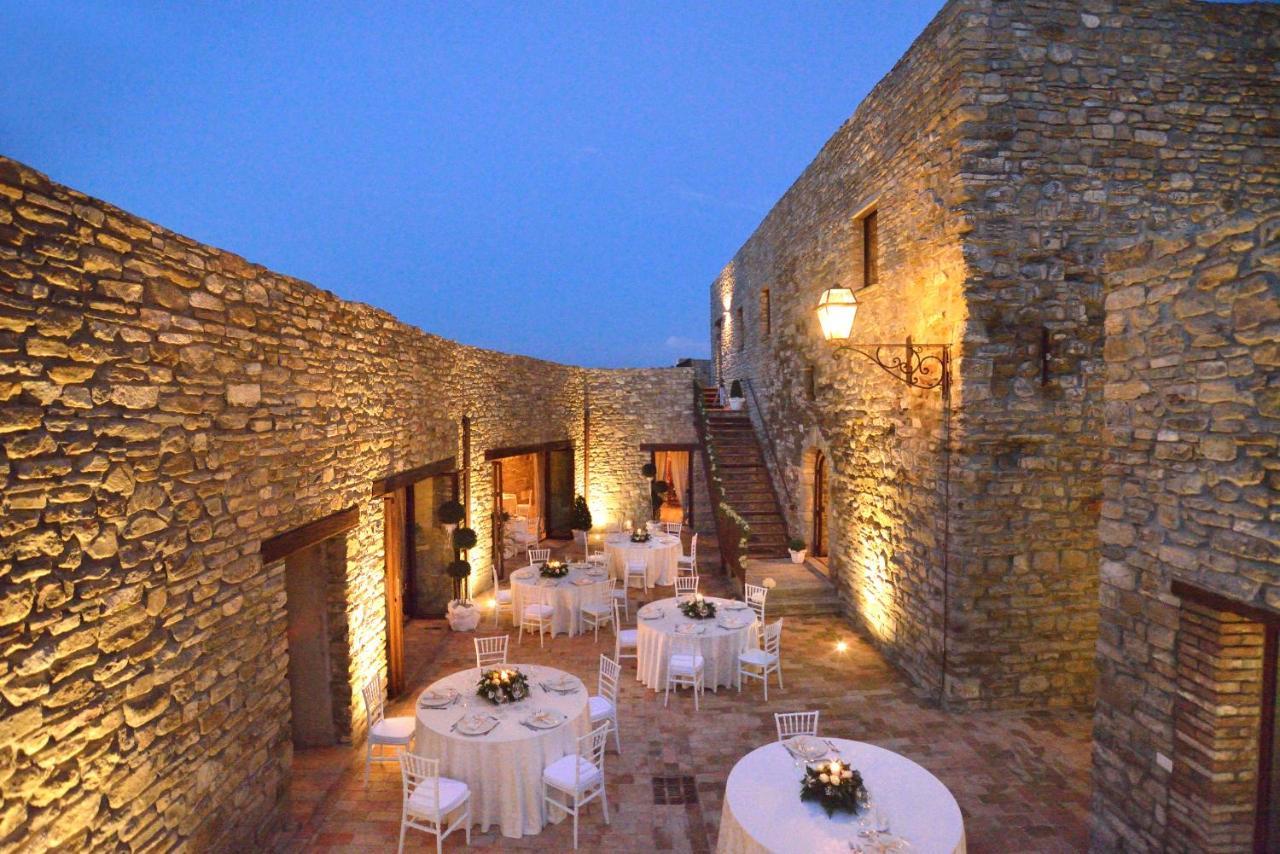 Tenuta Di Forte Sorgnano 구알도카타네오 외부 사진